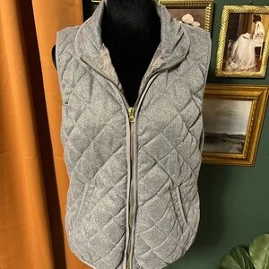 Old Navy Gray Quilted Vest